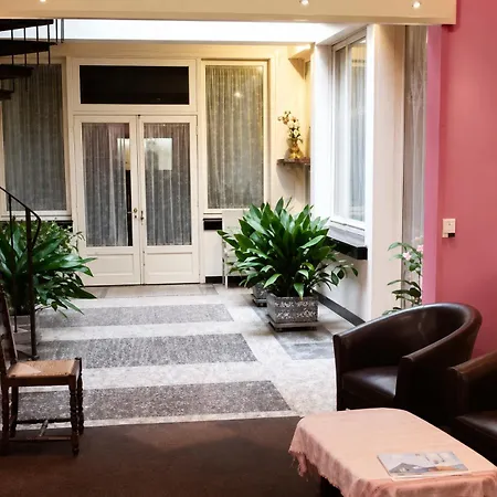 Saint Francois Xavier Hotel *
