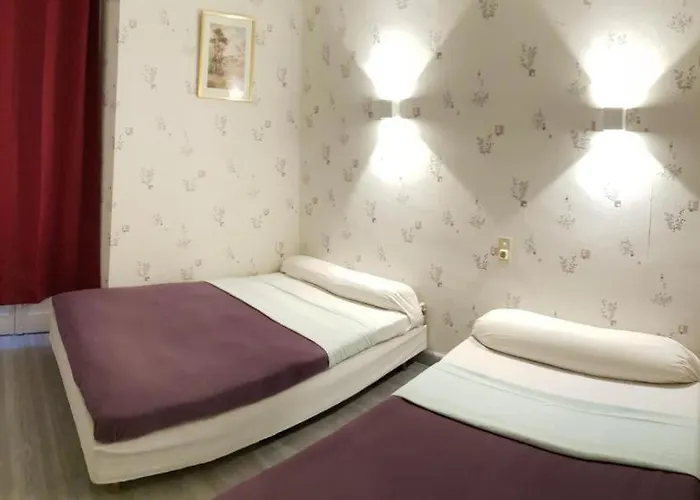 Saint Francois Xavier *